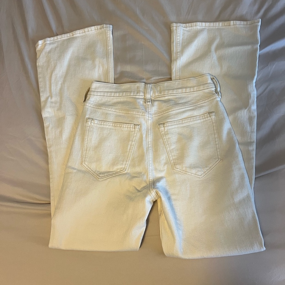 Abercrombie & Fitch Cream High-Rise Bootcut Jeans - Picture 4 of 4
